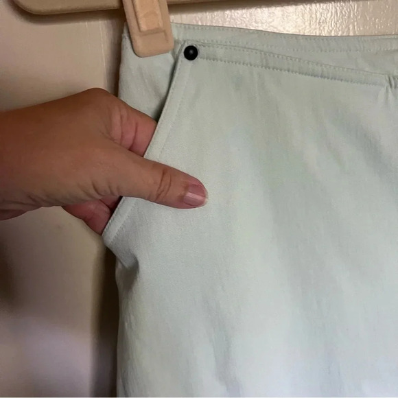 Jamie Sadock Mint Green Golf Skort Buckle Detail Size 6 - Picture 3 of 14